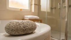 Varför blir hälarna sämre efter att man använt pimpsten – en vetenskaplig förklaring